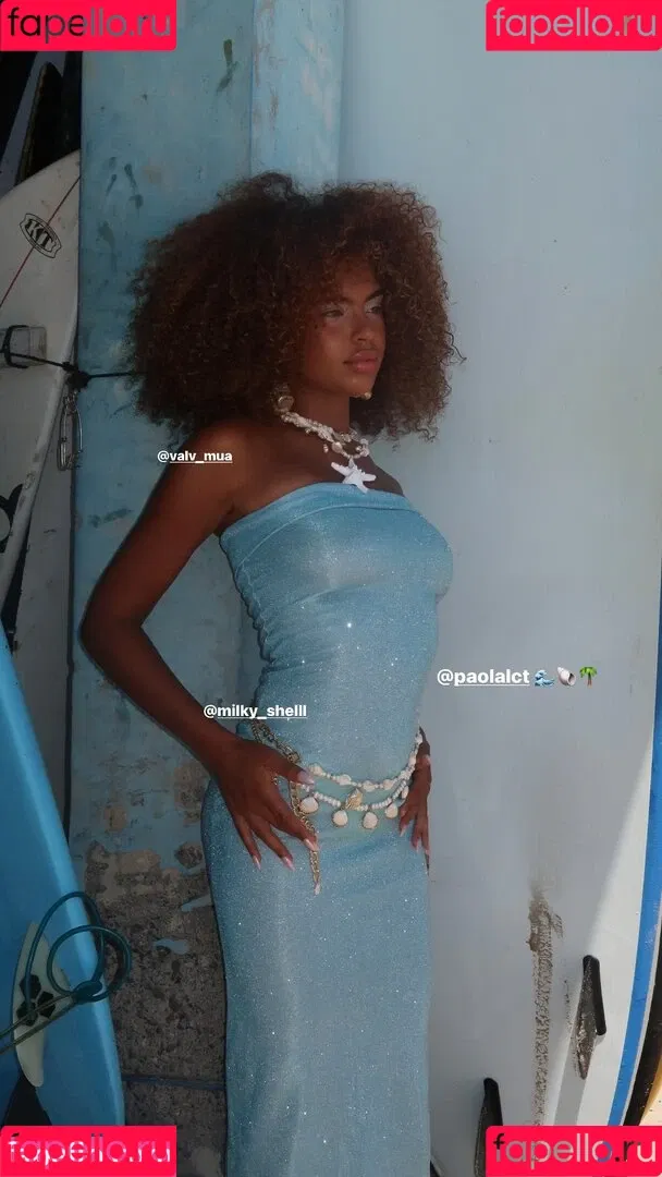 Paola Lct / Paola Locatelli / paolalct Onlyfans Photo Gallery 
