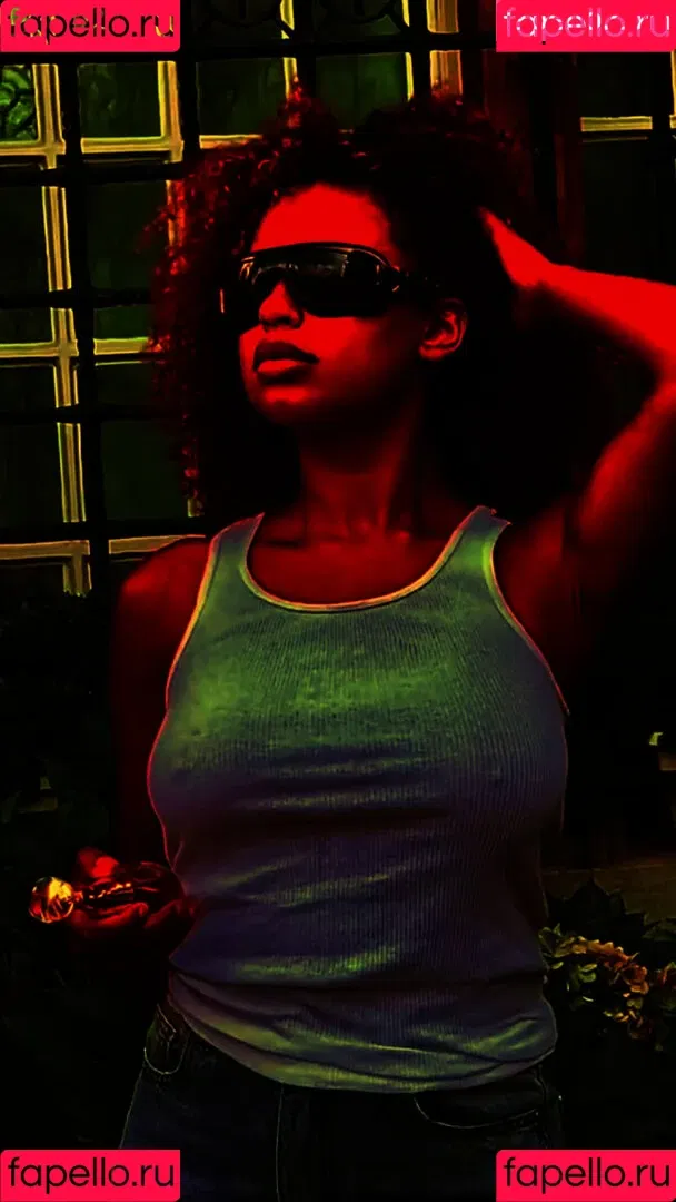 Paola Lct / Paola Locatelli / paolalct Onlyfans Photo Gallery 