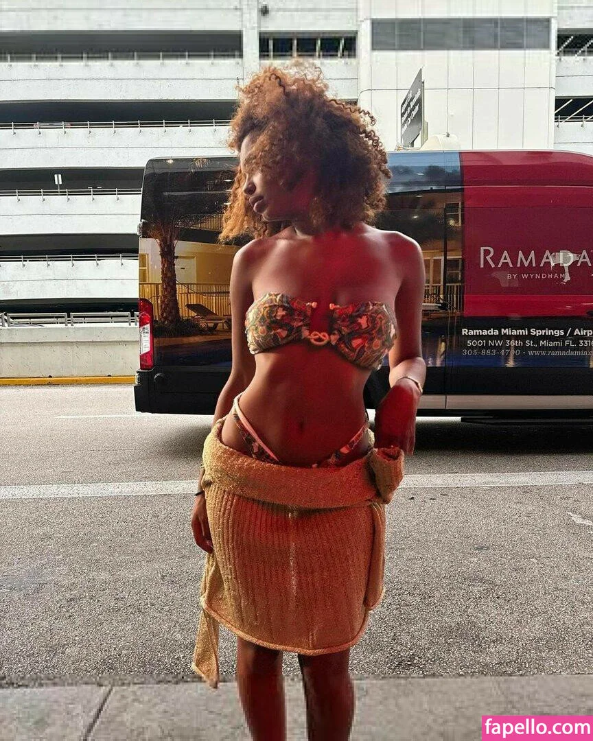 Paola Lct Nude Onlyfans Photo 45