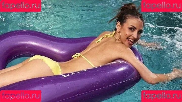 Ekaterina Leonova / ekatleonova Onlyfans Photo Gallery 