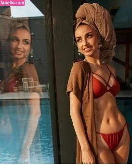 Ekaterina Leonova / ekatleonova Onlyfans Photo Gallery 