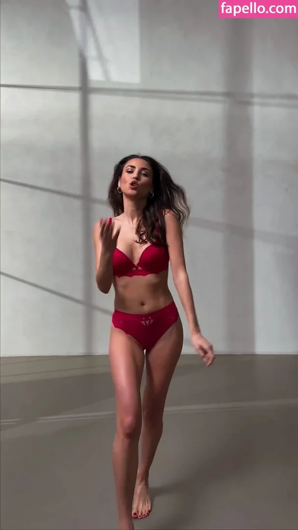 Ekaterina Leonova / ekatleonova Onlyfans Photo Gallery 