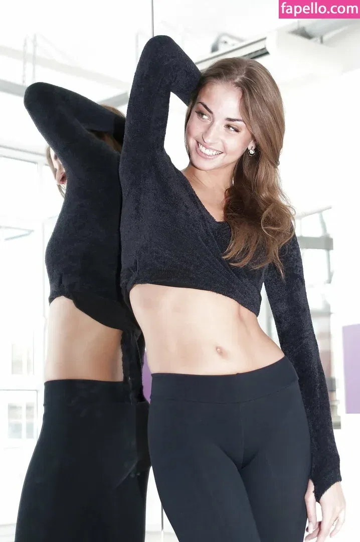 Ekaterina Leonova / ekatleonova Onlyfans Photo Gallery 