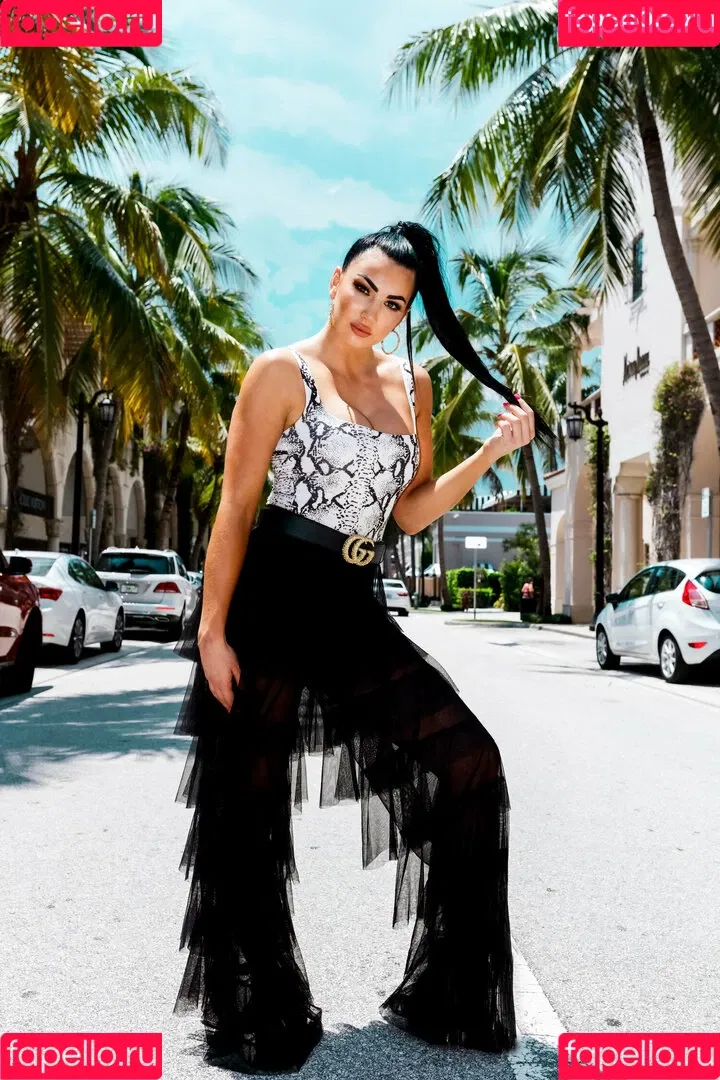 Billie Kay / Cassie Lee / Jess McKay / Peyton Royce / cassielee Onlyfans Photo Gallery 