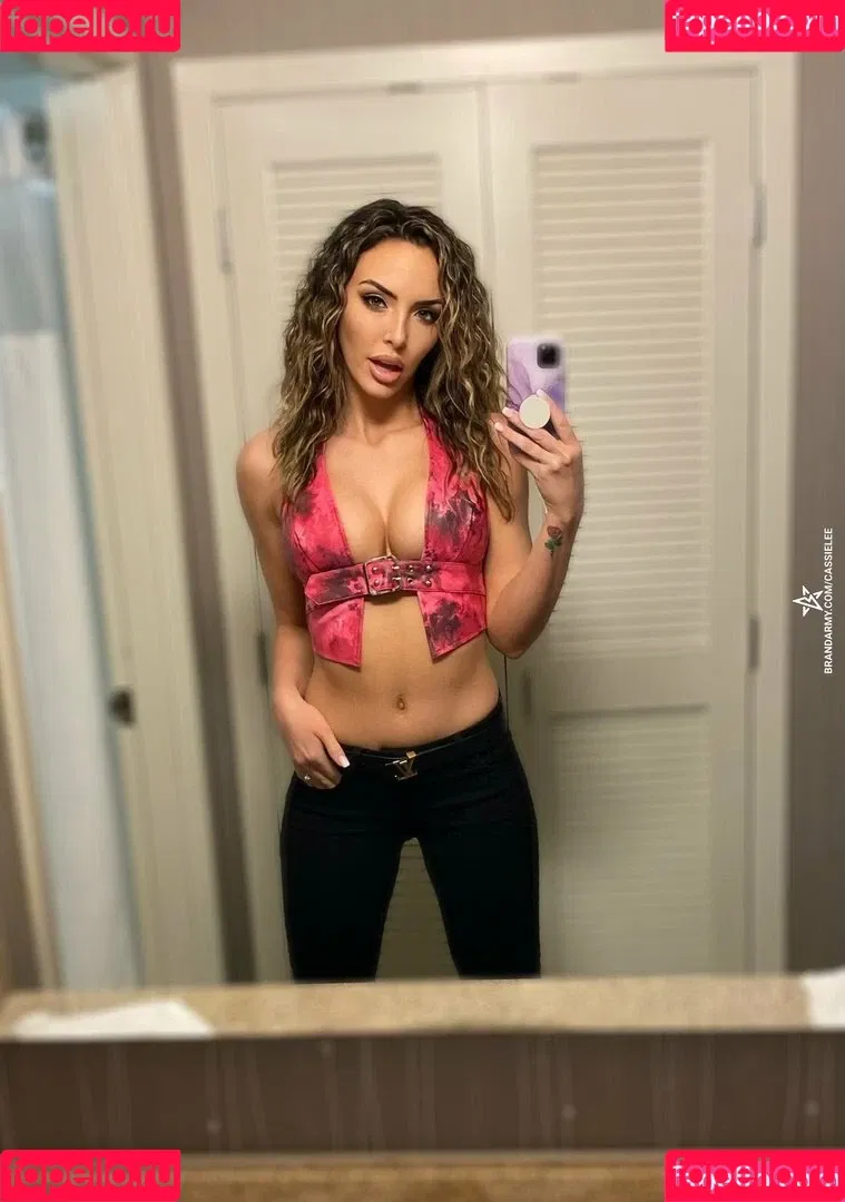 Billie Kay / Cassie Lee / Jess McKay / Peyton Royce / cassielee Onlyfans Photo Gallery 