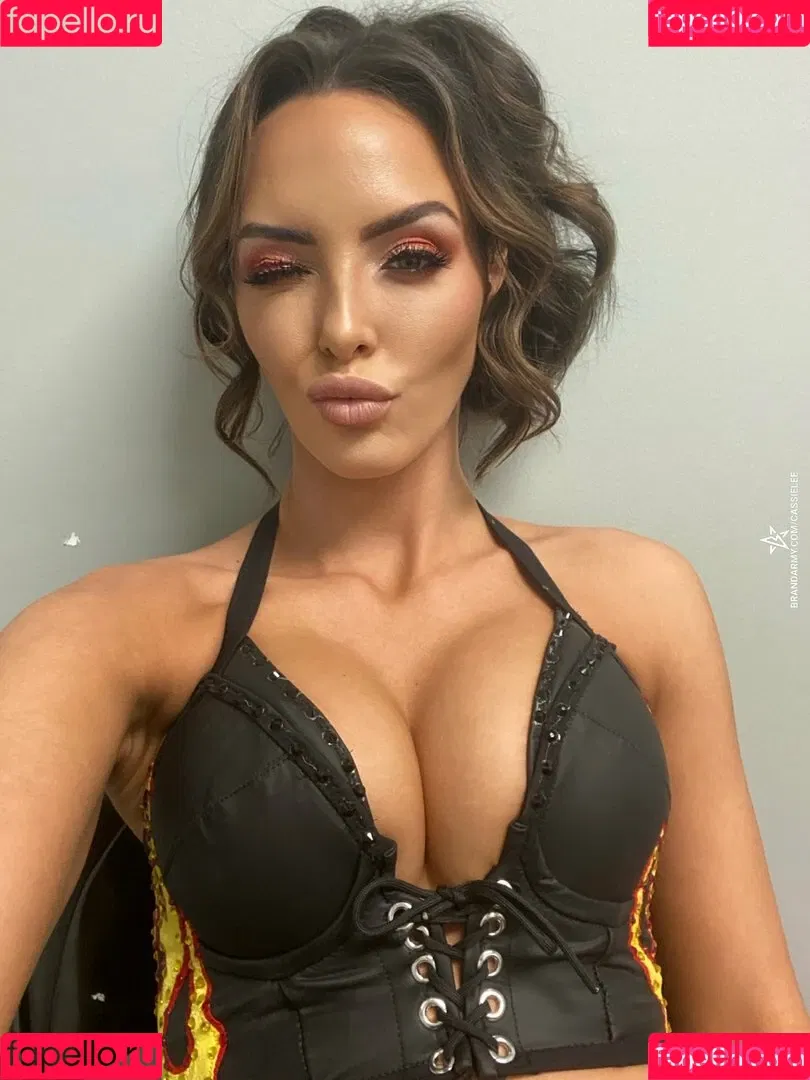 Billie Kay / Cassie Lee / Jess McKay / Peyton Royce / cassielee Onlyfans Photo Gallery 