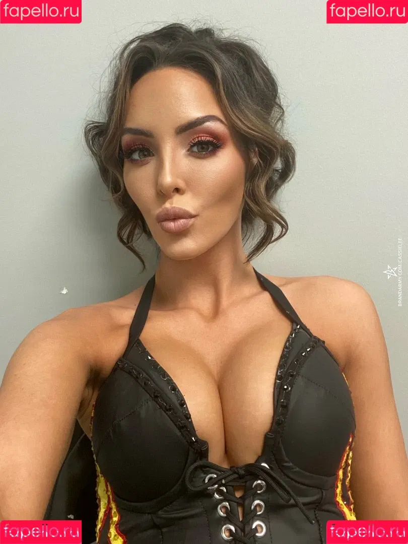 Billie Kay / Cassie Lee / Jess McKay / Peyton Royce / cassielee Onlyfans Photo Gallery 