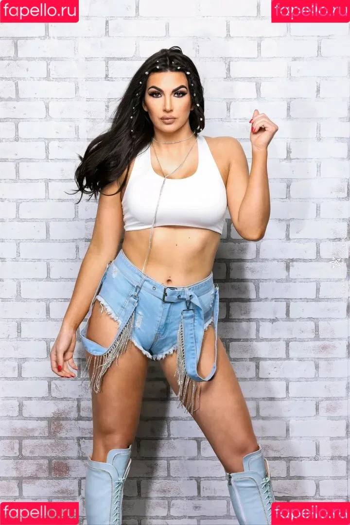 Billie Kay / Cassie Lee / Jess McKay / Peyton Royce / cassielee Onlyfans Photo Gallery 