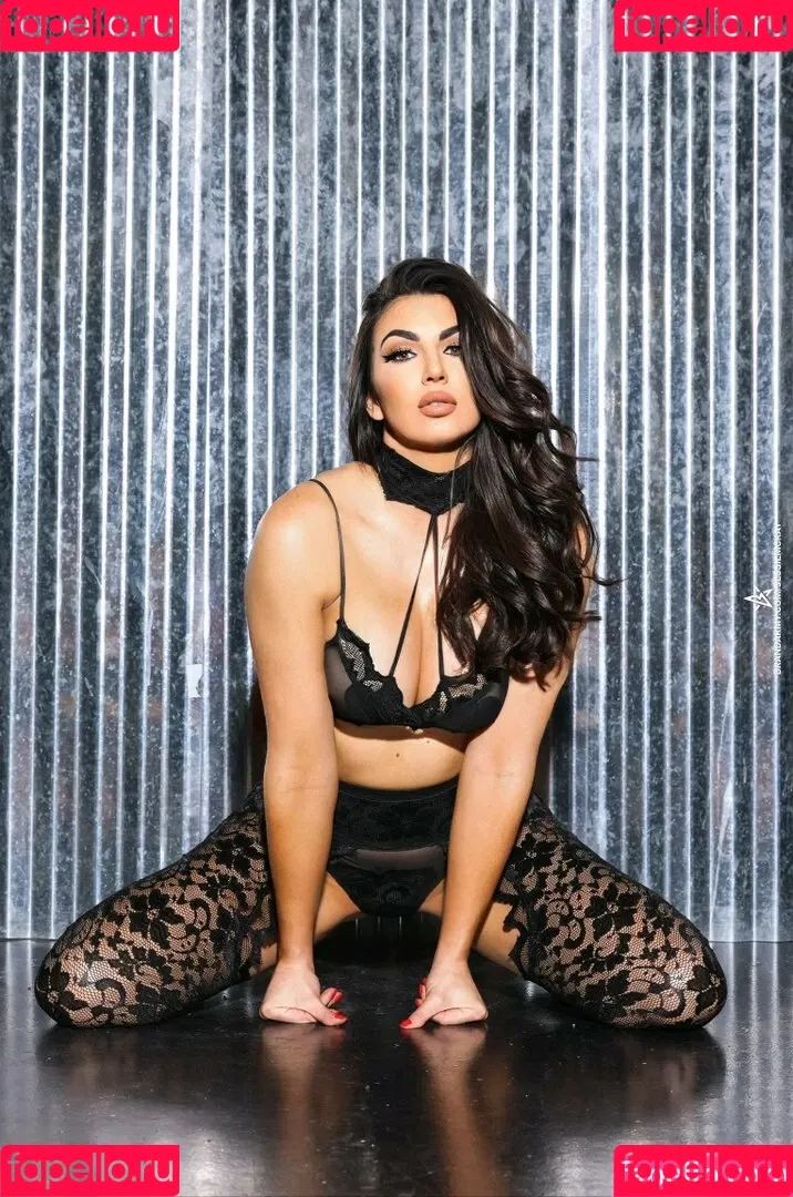 Billie Kay / Cassie Lee / Jess McKay / Peyton Royce / cassielee Onlyfans Photo Gallery 