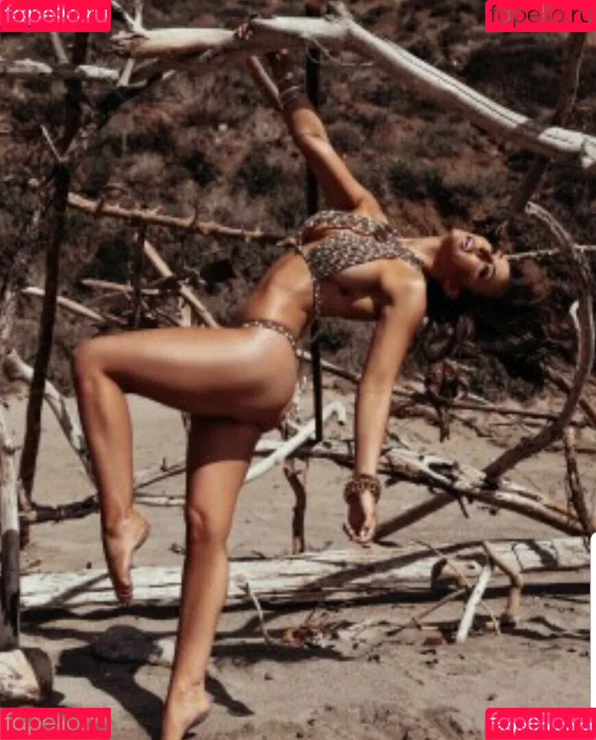 Billie Kay / Cassie Lee / Jess McKay / Peyton Royce / cassielee Onlyfans Photo Gallery 