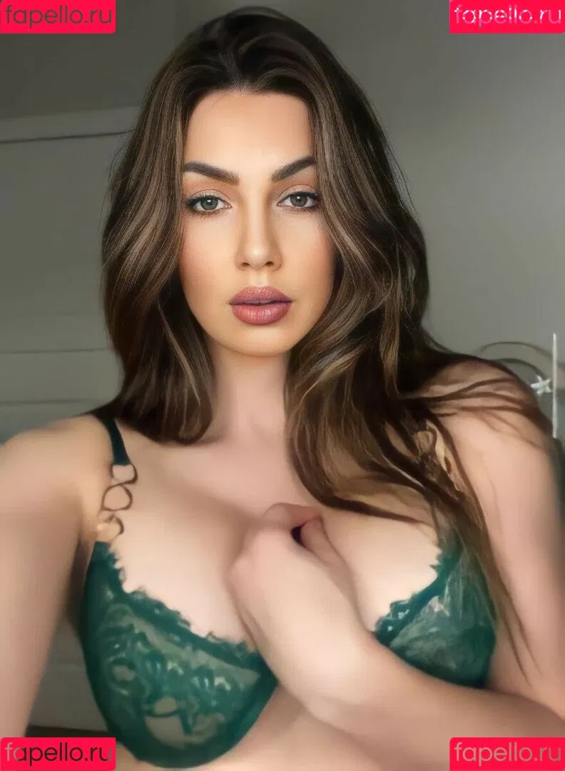 Billie Kay / Cassie Lee / Jess McKay / Peyton Royce / cassielee Onlyfans Photo Gallery 