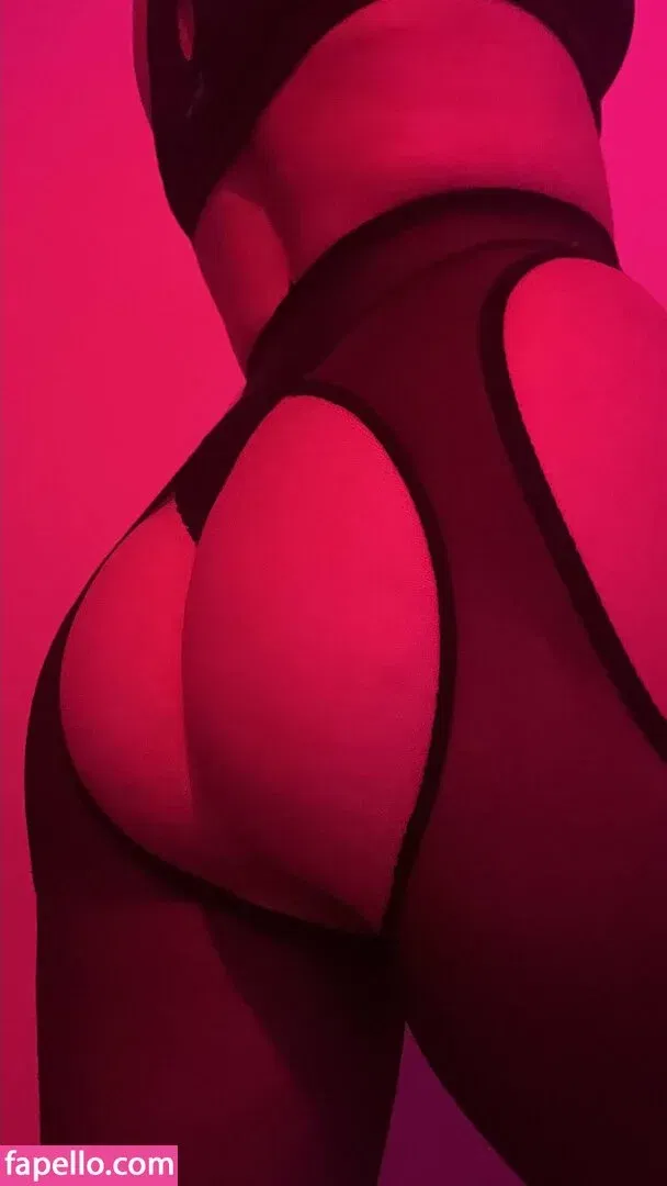 Anabelle Charm / anabellecharm / annabellescharm Onlyfans Photo Gallery 