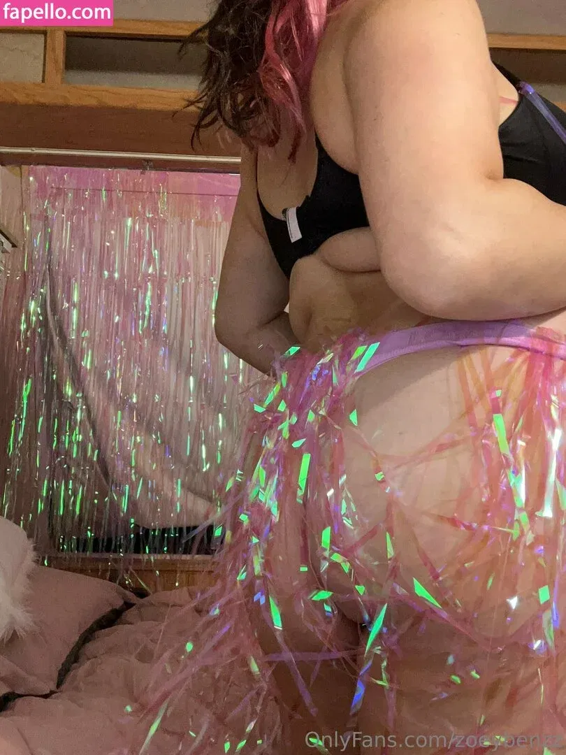 https: / zoeybenzz Onlyfans Photo Gallery 