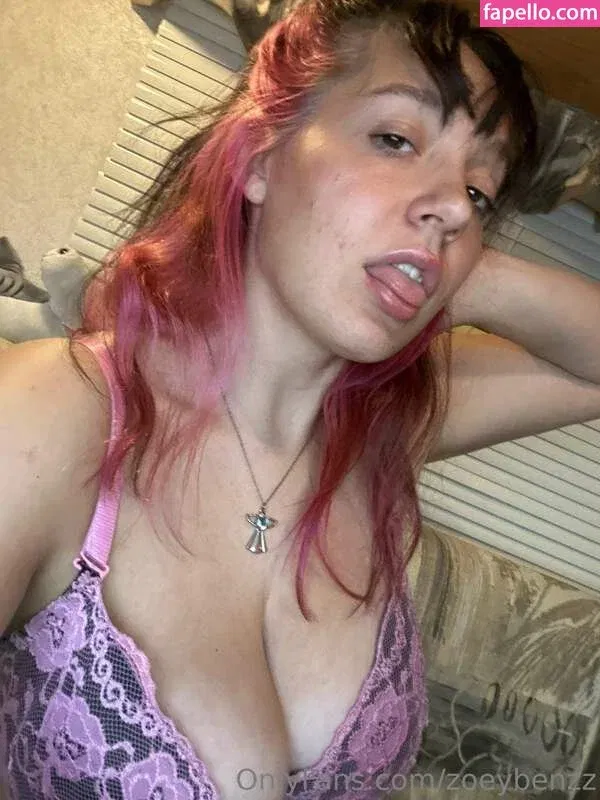 https: / zoeybenzz Onlyfans Photo Gallery 