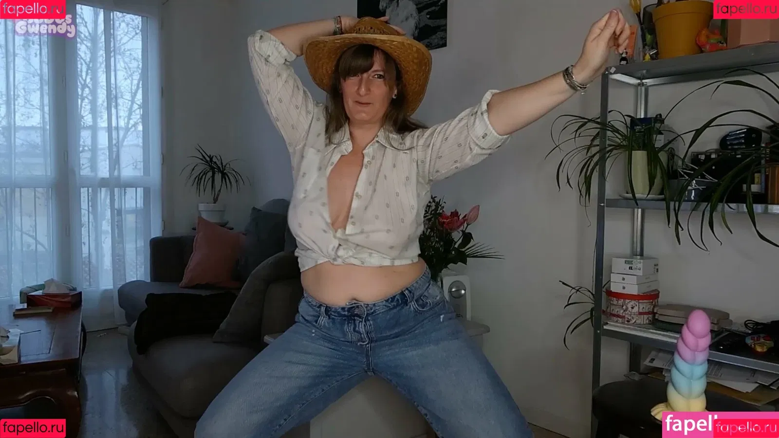 boobsgwendy Onlyfans Photo Gallery 