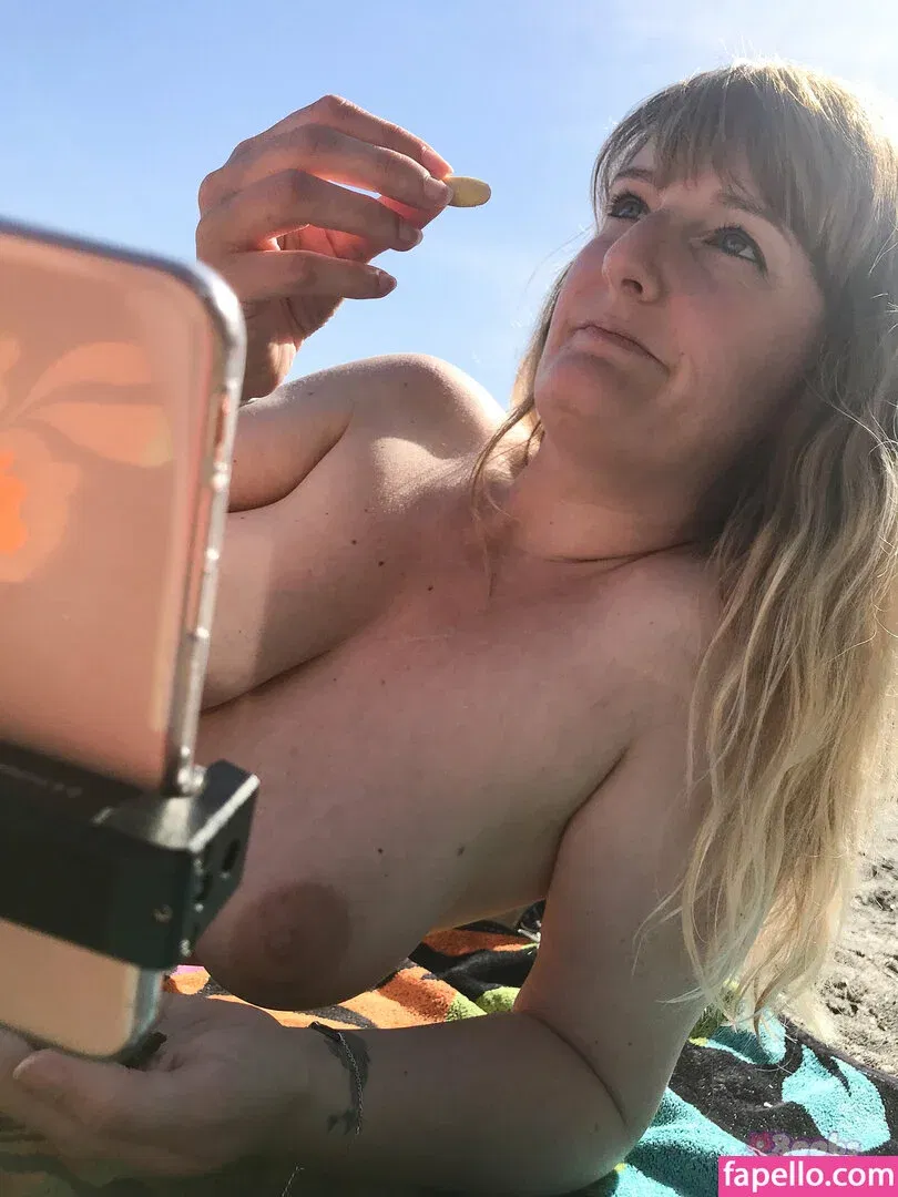 boobsgwendy Onlyfans Photo Gallery 