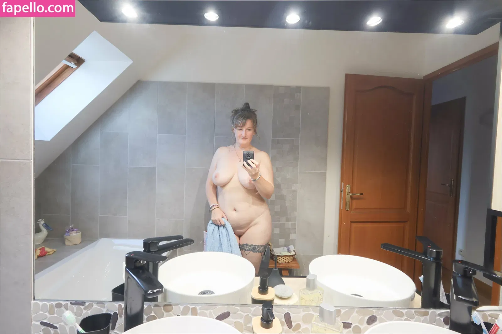 boobsgwendy Onlyfans Photo Gallery 