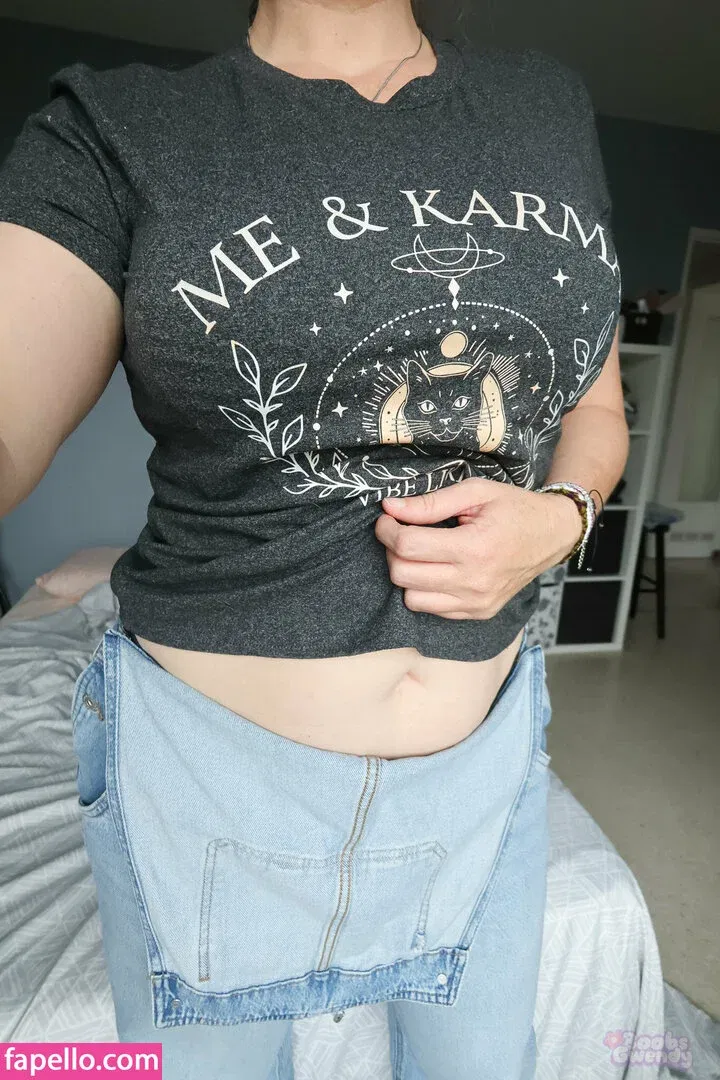 boobsgwendy Onlyfans Photo Gallery 