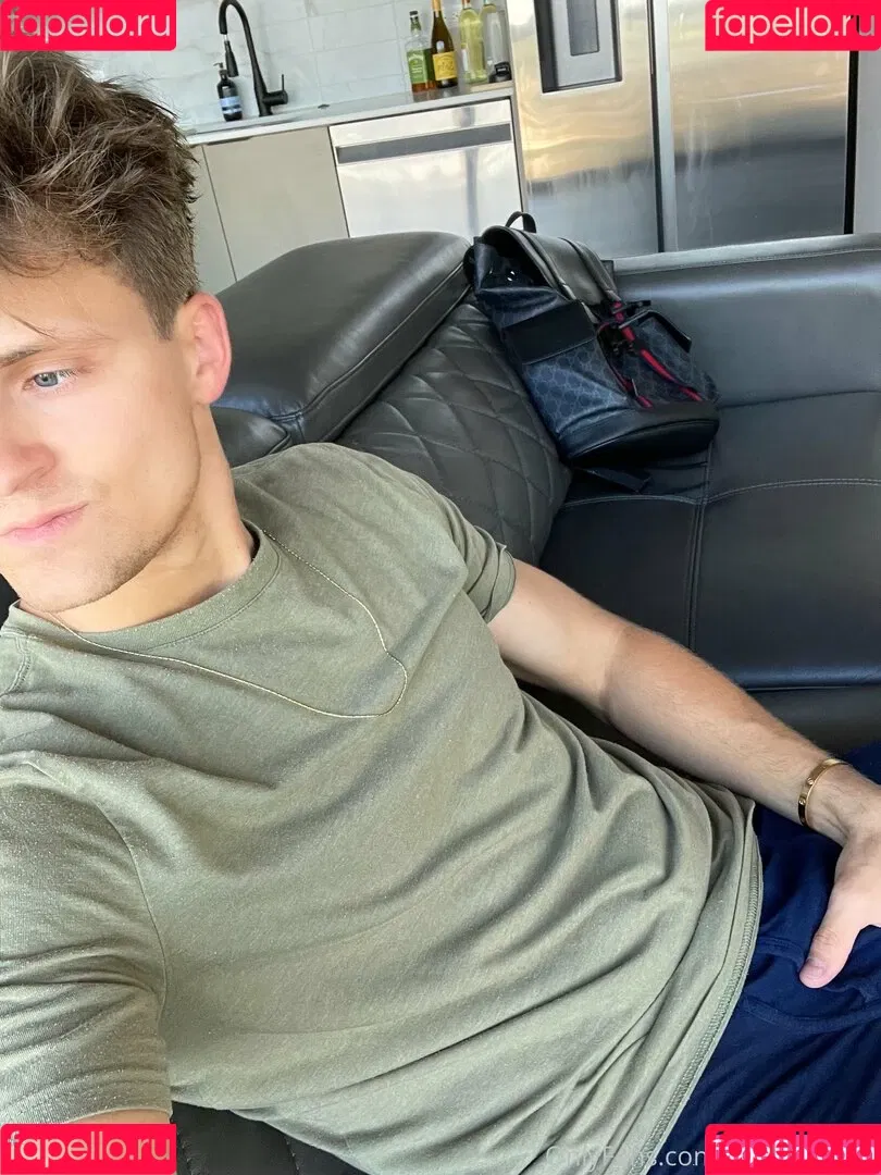 itsjustparker Onlyfans Photo Gallery 