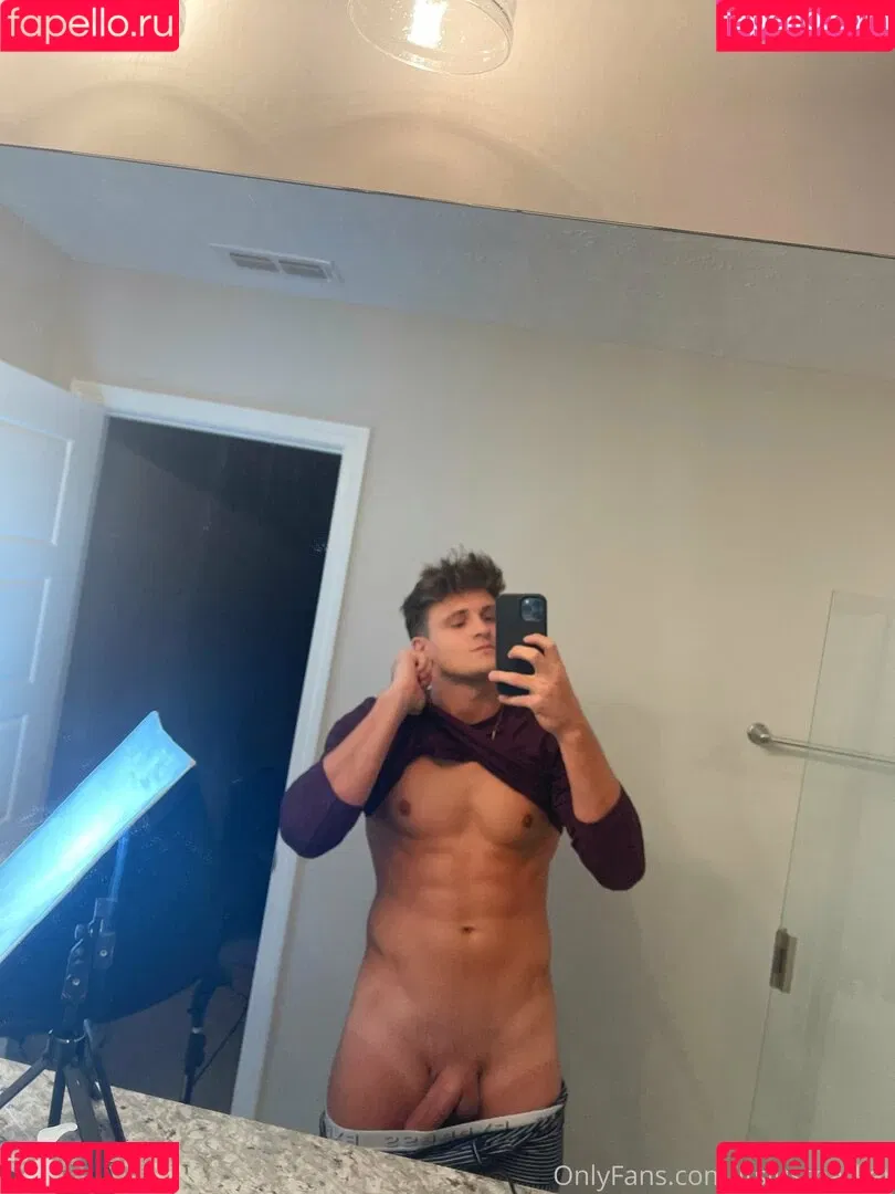 itsjustparker Onlyfans Photo Gallery 