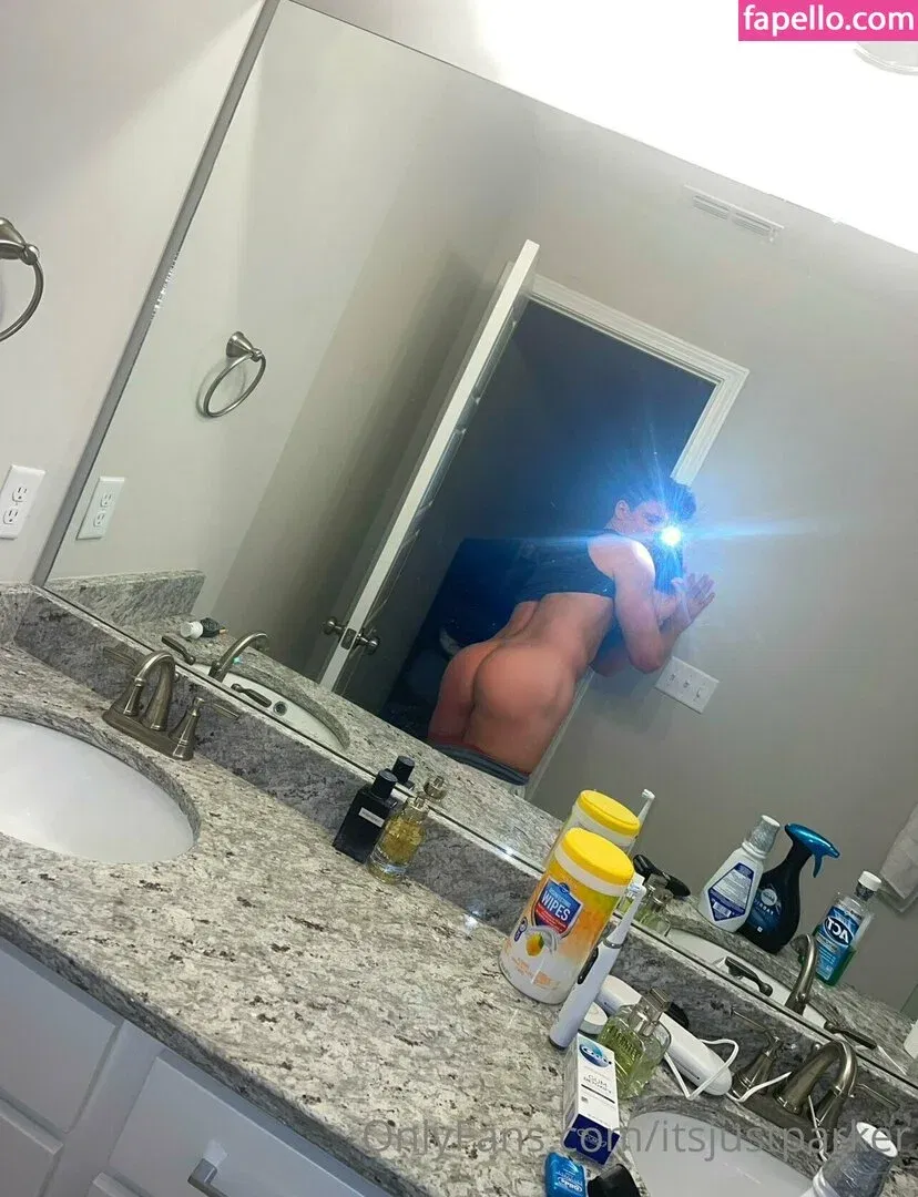itsjustparker Onlyfans Photo Gallery 