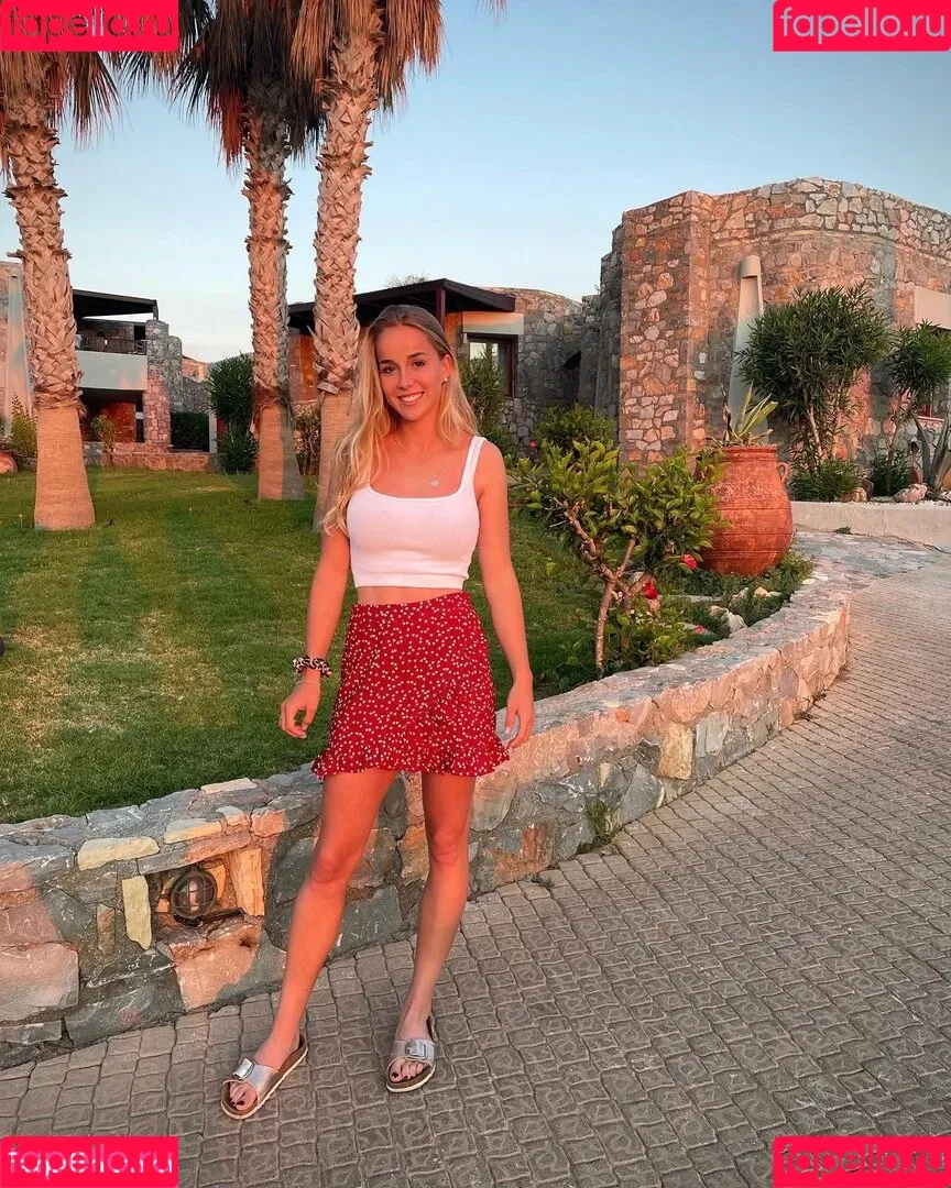 Giulia Gwinn / giulia_gwinn / giuliagwinn Onlyfans Photo Gallery 