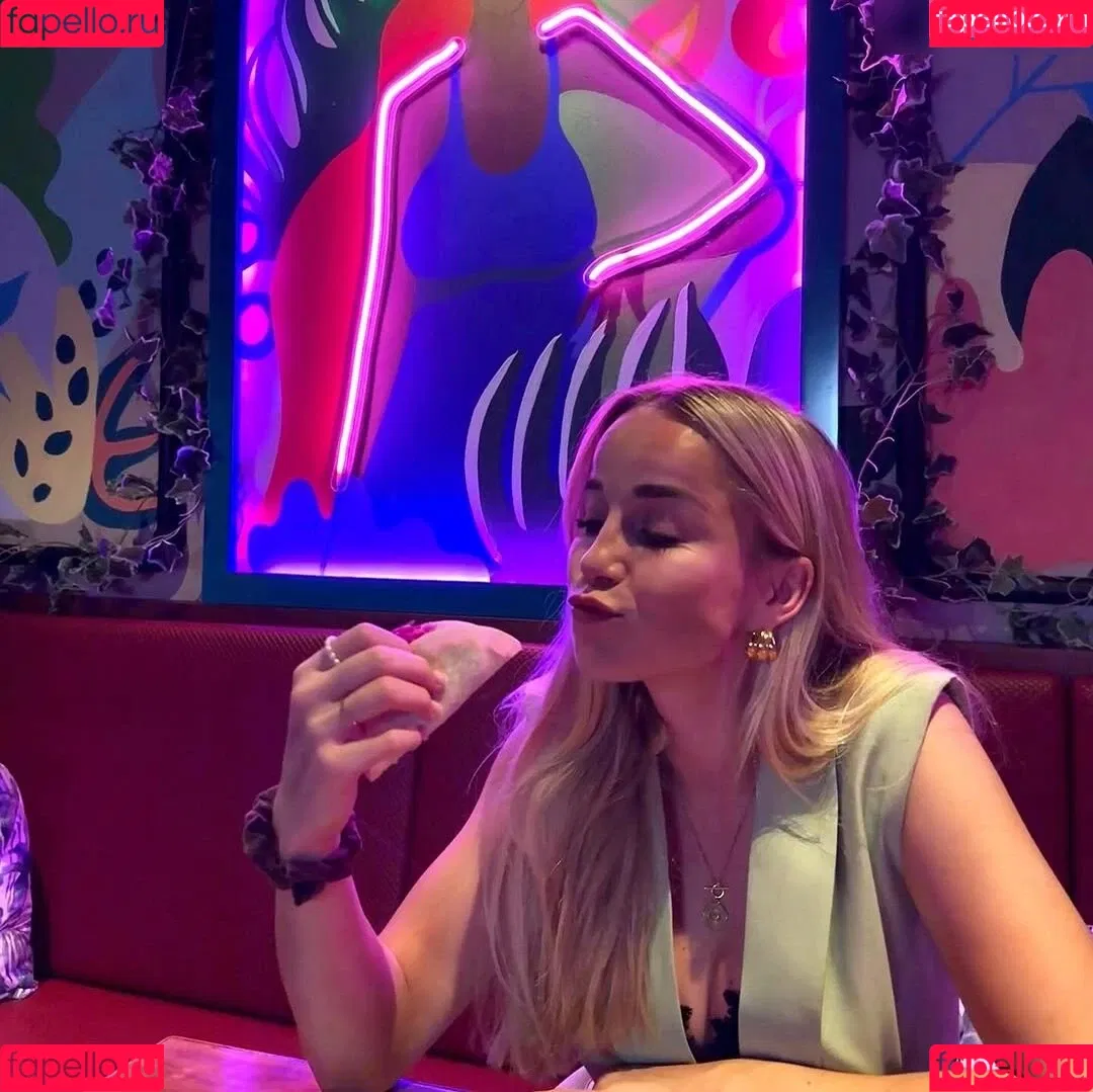 Giulia Gwinn / giulia_gwinn / giuliagwinn Onlyfans Photo Gallery 