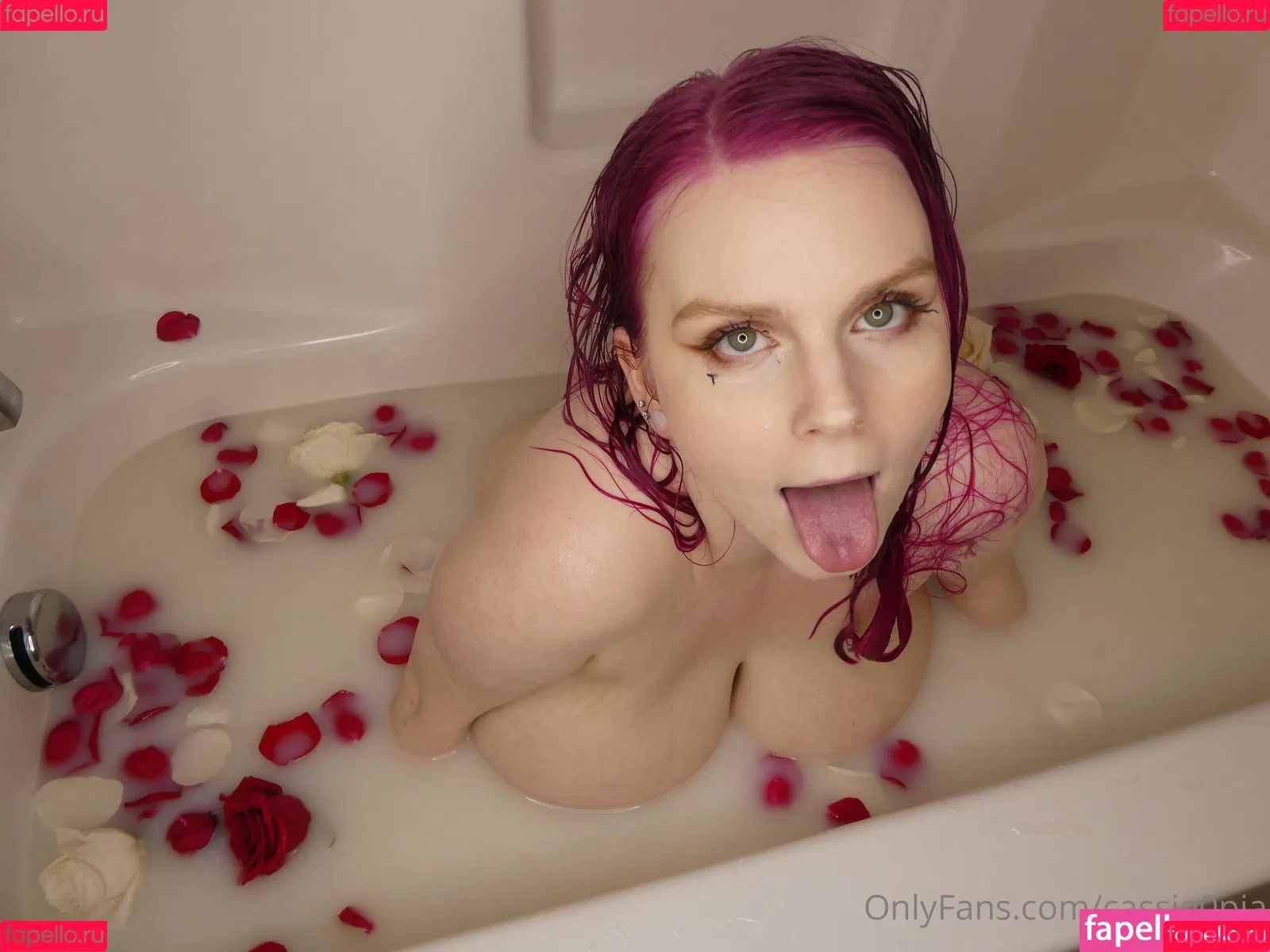 Cassie0pia / tcassie0pia / therealcassie0pia Onlyfans Photo Gallery 