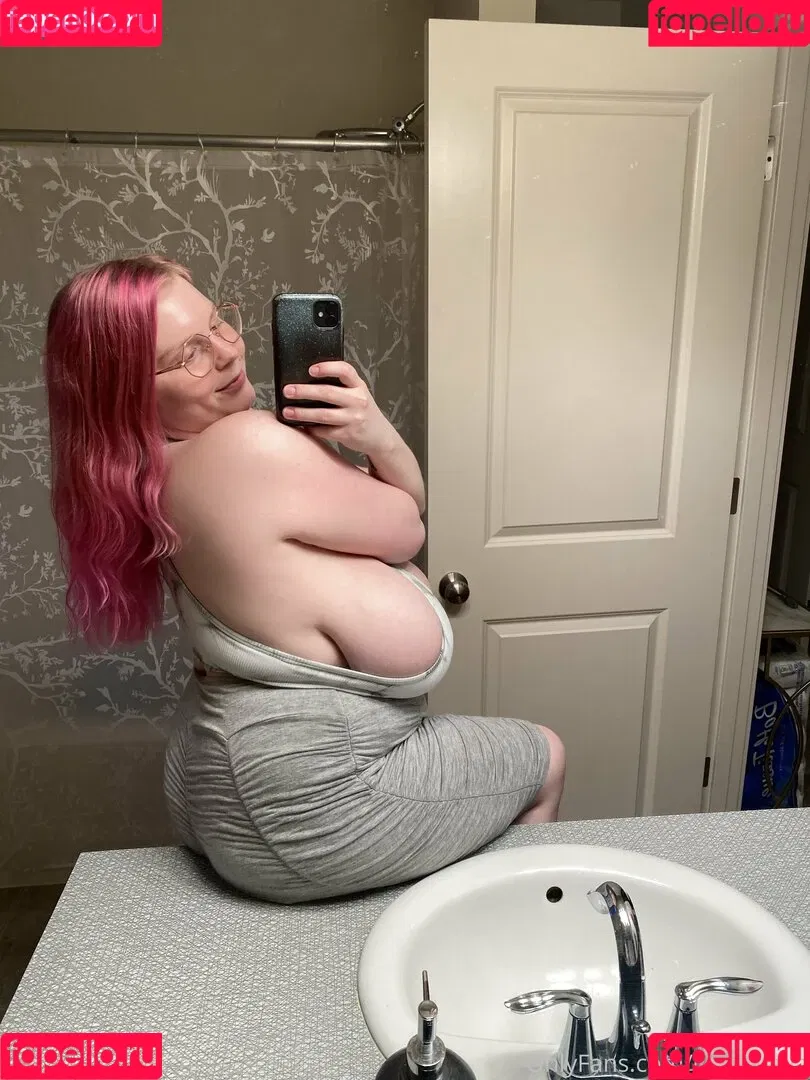 Cassie0pia / tcassie0pia / therealcassie0pia Onlyfans Photo Gallery 