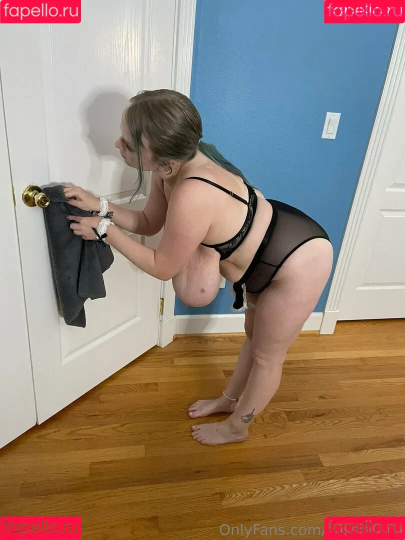 Cassie0pia / tcassie0pia / therealcassie0pia Onlyfans Photo Gallery 