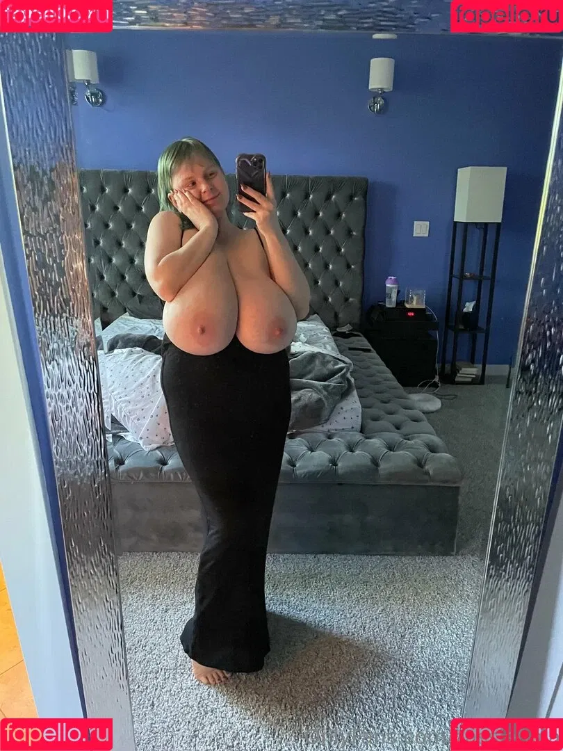 Cassie0pia / tcassie0pia / therealcassie0pia Onlyfans Photo Gallery 