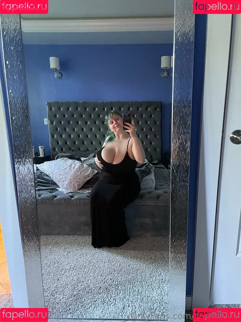Cassie0pia / tcassie0pia / therealcassie0pia Onlyfans Photo Gallery 