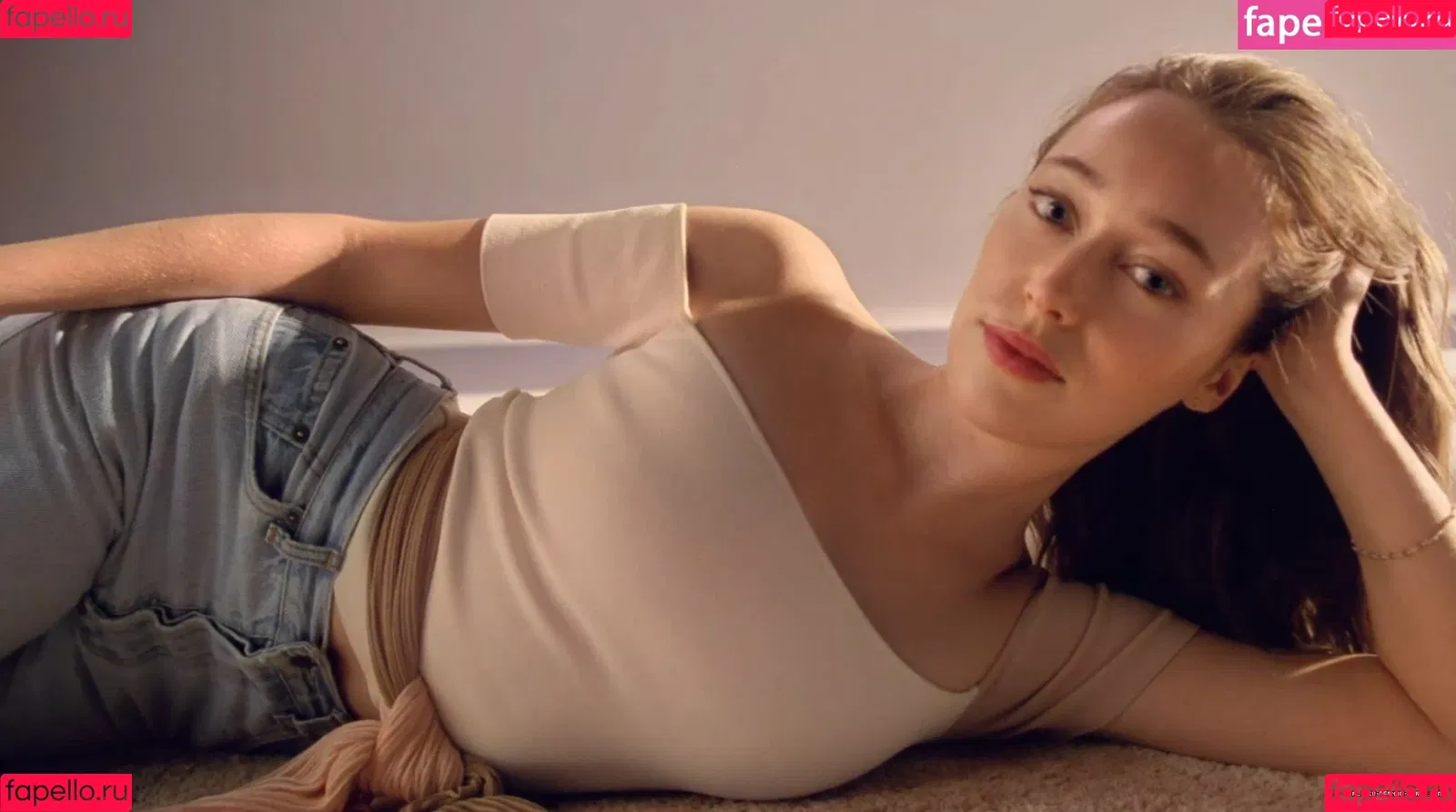 Alycia Debnam Carey / DebnamCarey / alyciajasmin Onlyfans Photo Gallery 
