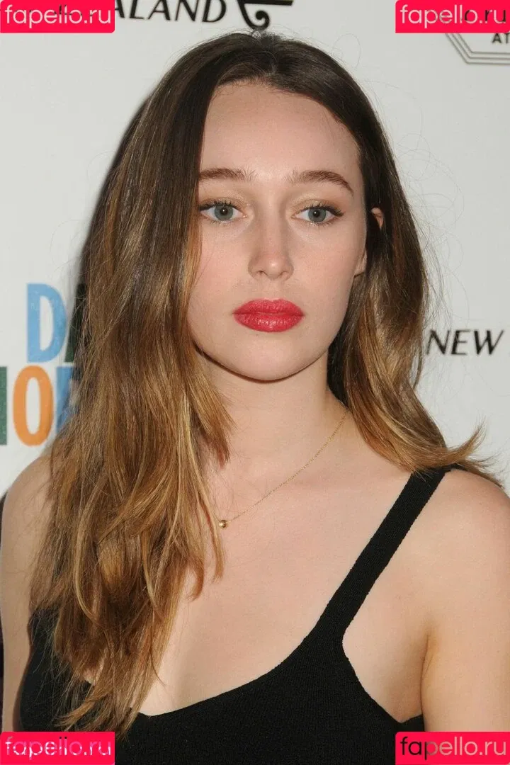 Alycia Debnam Carey / DebnamCarey / alyciajasmin Onlyfans Photo Gallery 
