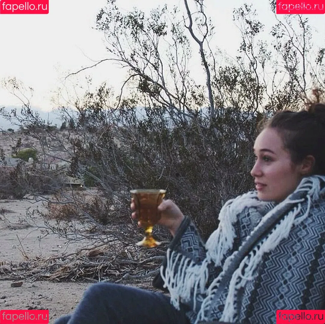 Alycia Debnam Carey / DebnamCarey / alyciajasmin Onlyfans Photo Gallery 