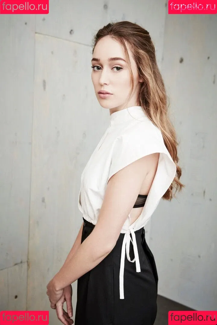 Alycia Debnam Carey / DebnamCarey / alyciajasmin Onlyfans Photo Gallery 