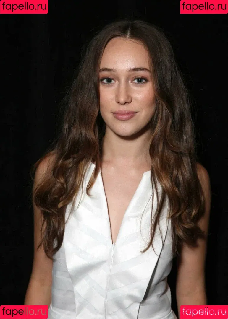 Alycia Debnam Carey / DebnamCarey / alyciajasmin Onlyfans Photo Gallery 