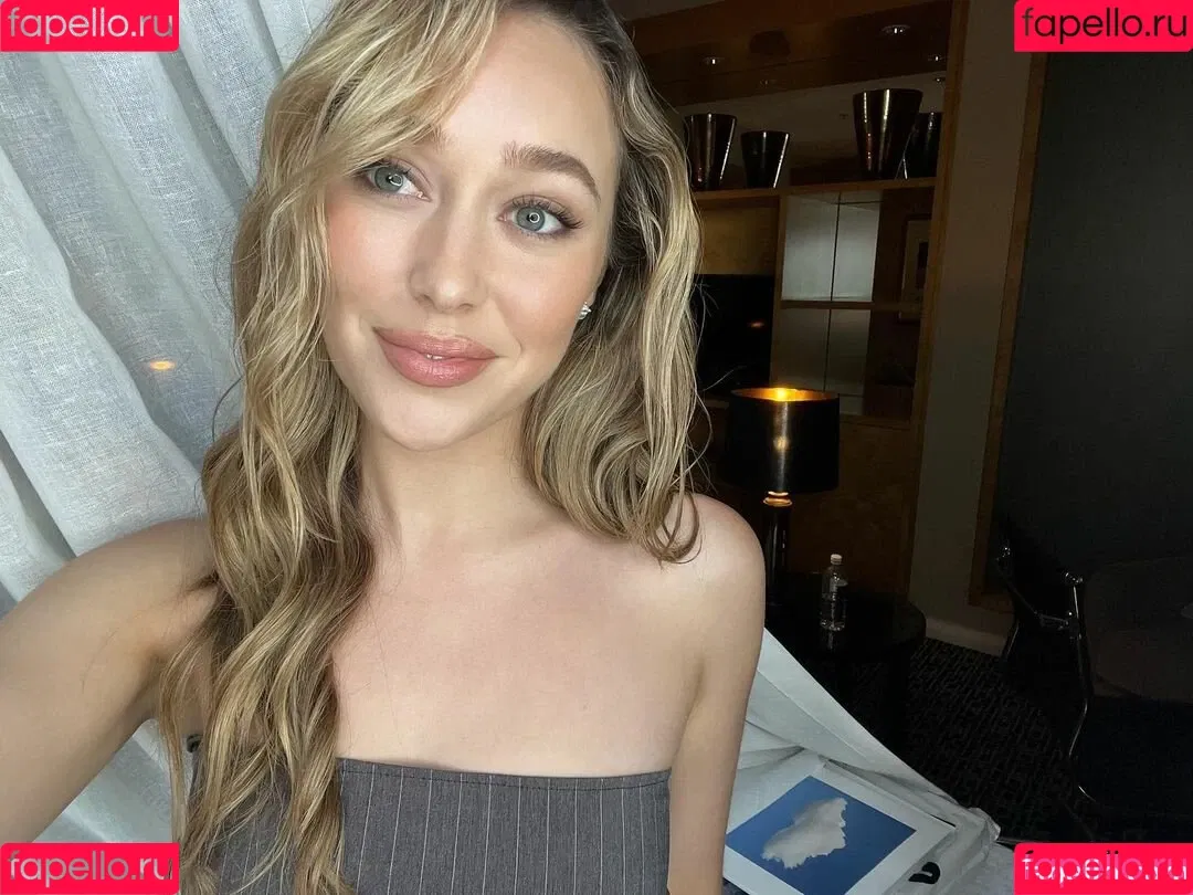 Alycia Debnam Carey / DebnamCarey / alyciajasmin Onlyfans Photo Gallery 