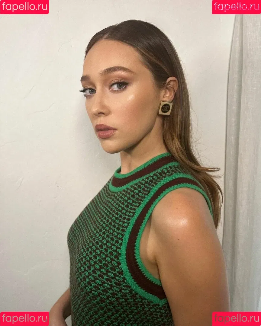 Alycia Debnam Carey / DebnamCarey / alyciajasmin Onlyfans Photo Gallery 