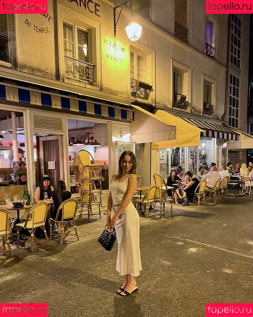 Alycia Debnam Carey / DebnamCarey / alyciajasmin Onlyfans Photo Gallery 