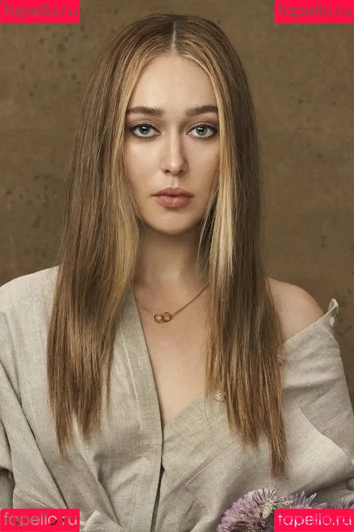 Alycia Debnam Carey / DebnamCarey / alyciajasmin Onlyfans Photo Gallery 