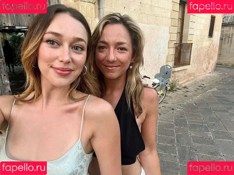 Alycia Debnam Carey / DebnamCarey / alyciajasmin Onlyfans Photo Gallery 