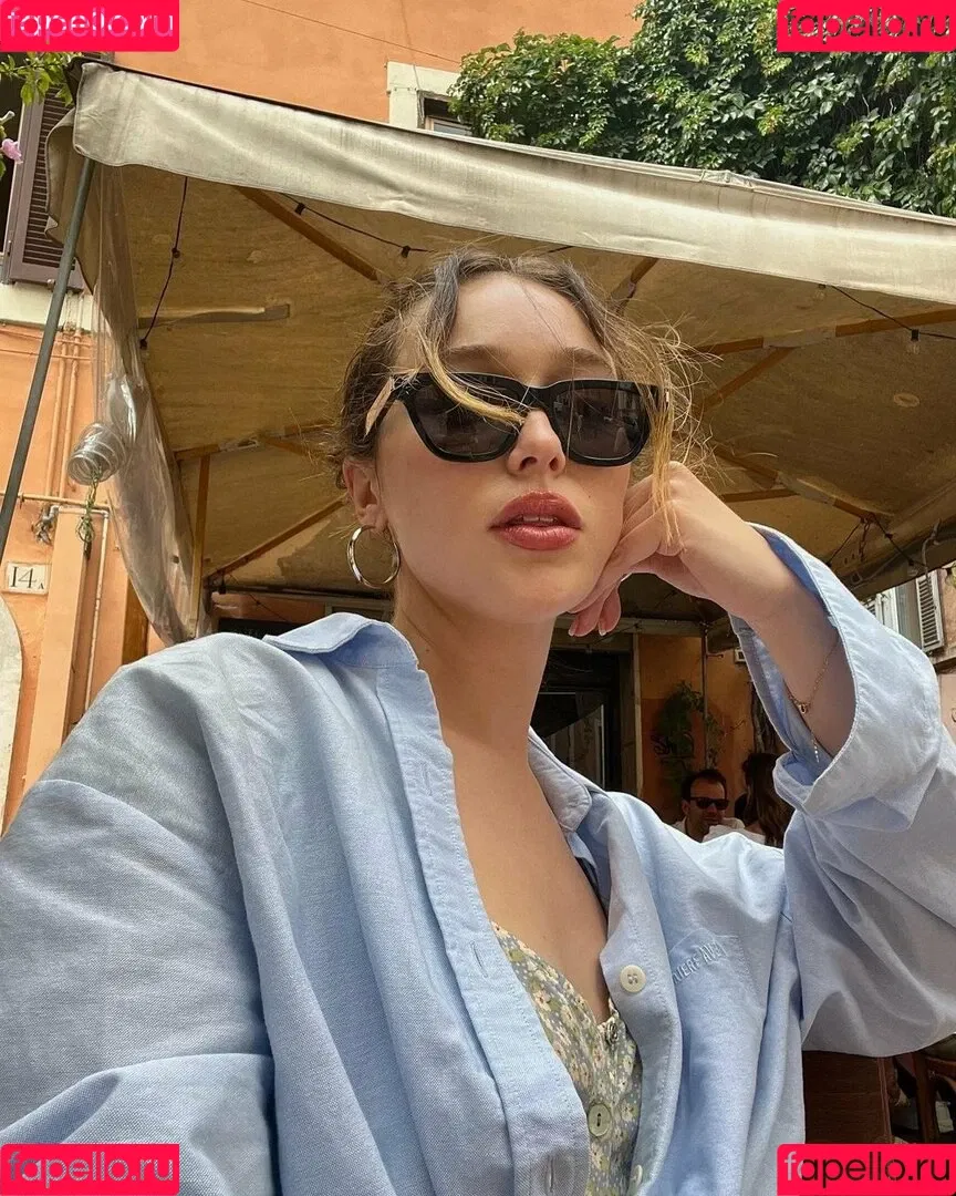 Alycia Debnam Carey / DebnamCarey / alyciajasmin Onlyfans Photo Gallery 