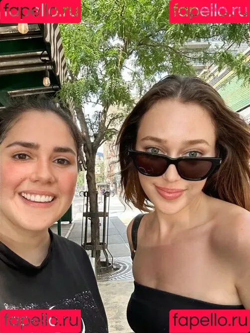 Alycia Debnam Carey / DebnamCarey / alyciajasmin Onlyfans Photo Gallery 