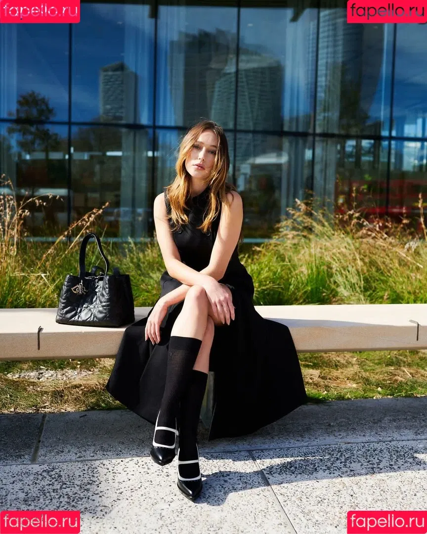 Alycia Debnam Carey / DebnamCarey / alyciajasmin Onlyfans Photo Gallery 