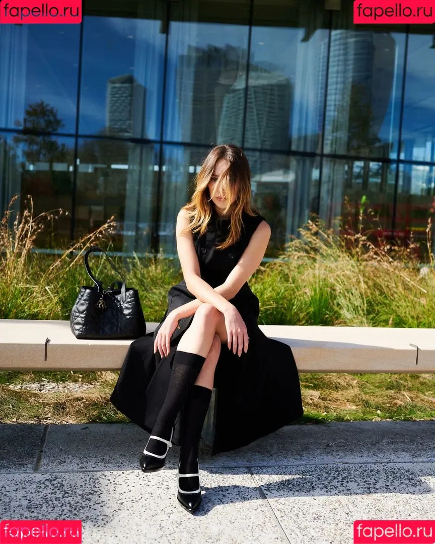 Alycia Debnam Carey / DebnamCarey / alyciajasmin Onlyfans Photo Gallery 