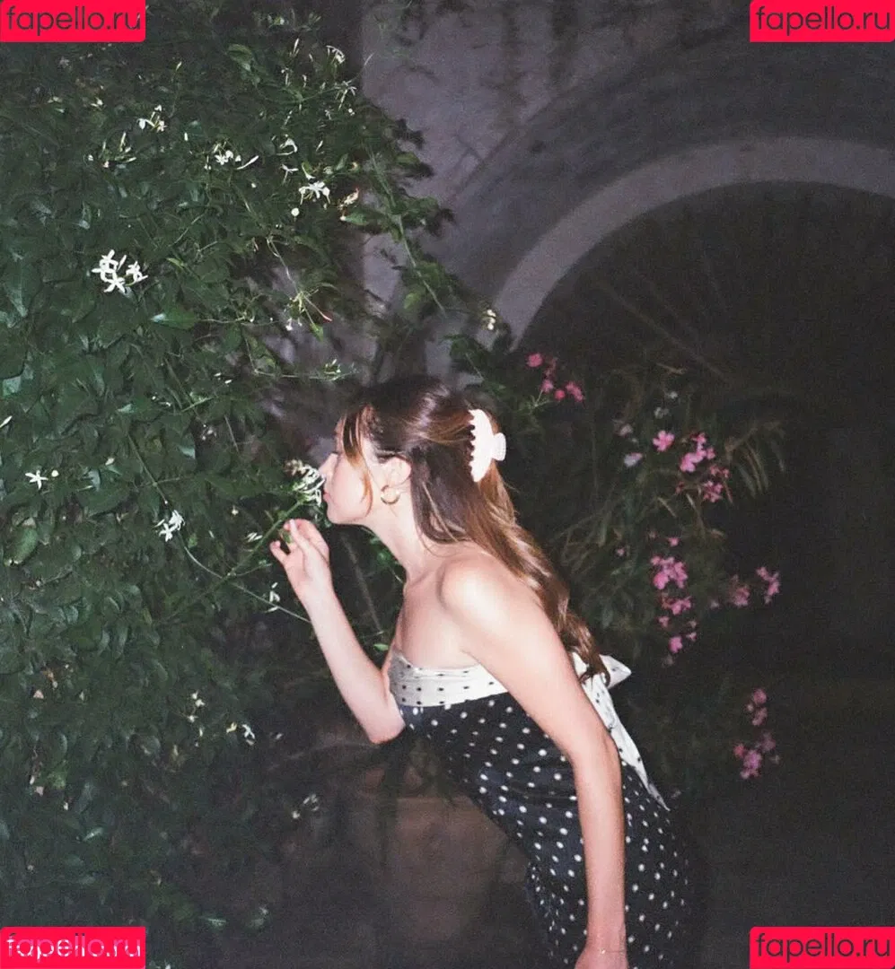 Alycia Debnam Carey / DebnamCarey / alyciajasmin Onlyfans Photo Gallery 