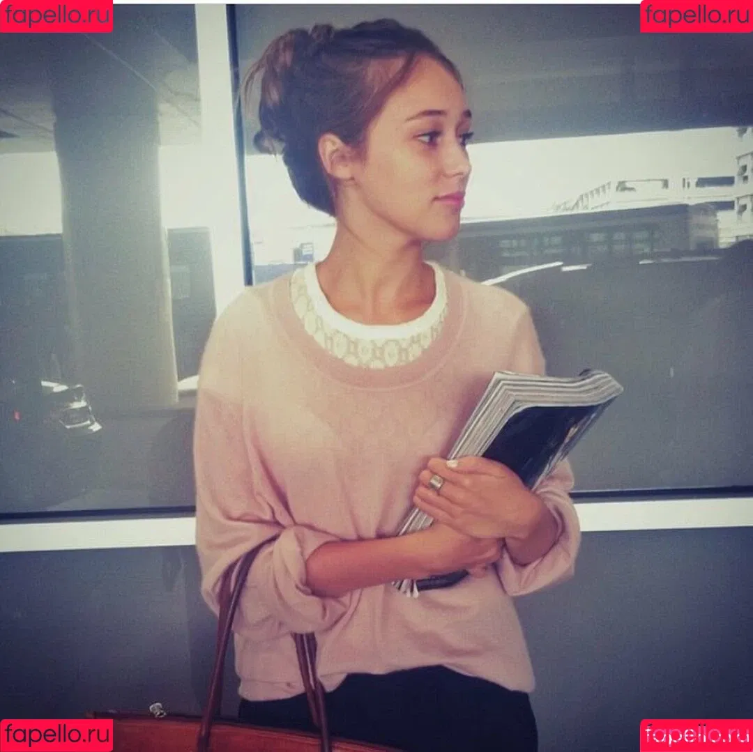 Alycia Debnam Carey / DebnamCarey / alyciajasmin Onlyfans Photo Gallery 