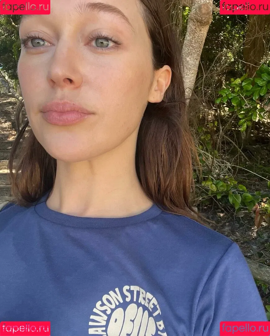 Alycia Debnam Carey / DebnamCarey / alyciajasmin Onlyfans Photo Gallery 