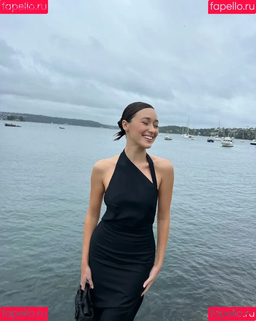 Alycia Debnam Carey / DebnamCarey / alyciajasmin Onlyfans Photo Gallery 